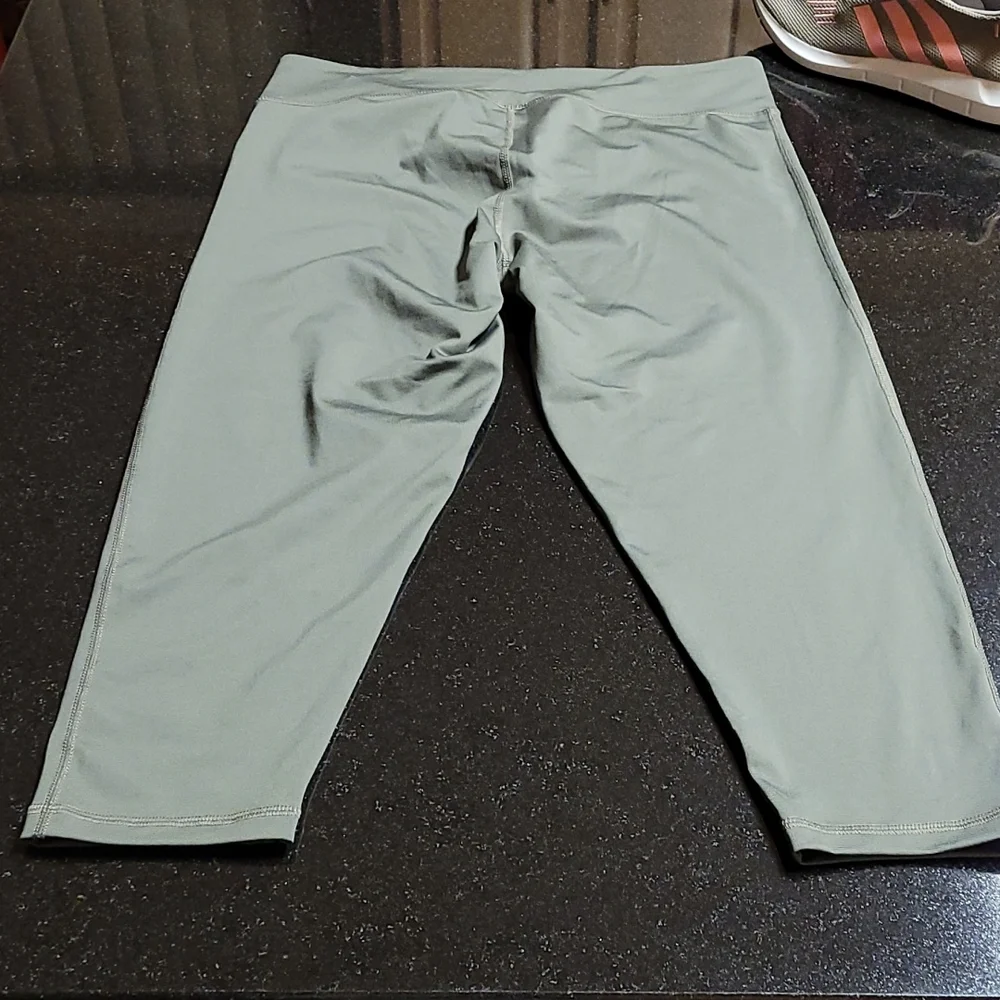 Adidas Athletic Capri - Picture 7 of 11